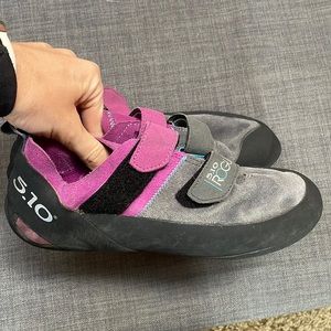 5.10 Five Ten Rogue climbing shoes 11